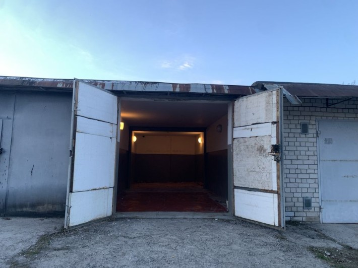 Сдам гараж центр АК29 - фото 1