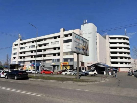 Оренда паркомiсця на Драгоманова 1Н Київ