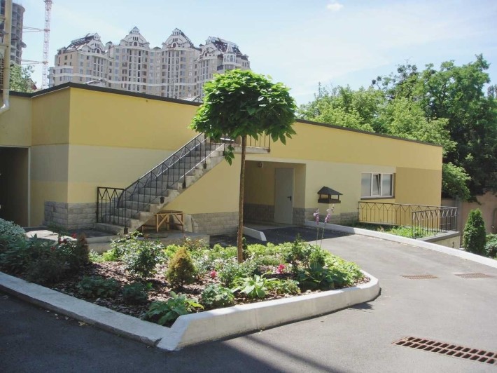 Здам три машиномісця  в VIP-паркінге Центр, вул. О. Гончара, 45-В - фото 1