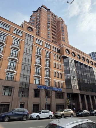 Зручне паркомісце, підземний паркінг -2пов. Бульварно-кудрявська 21, Золоті Ворота - фото 1