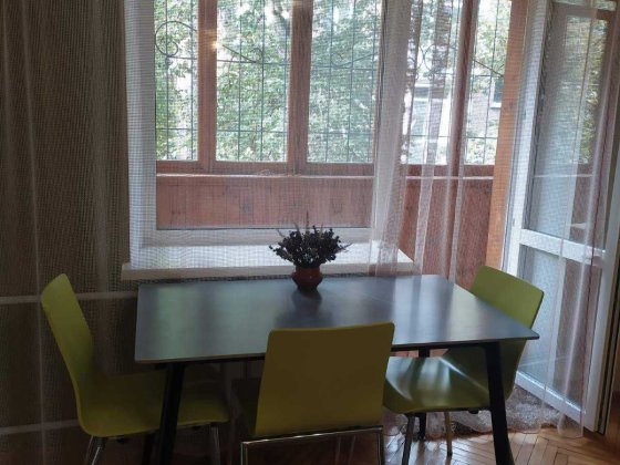 Оренда 2-х кім. квартира м. Святошин 300 м. Власник.