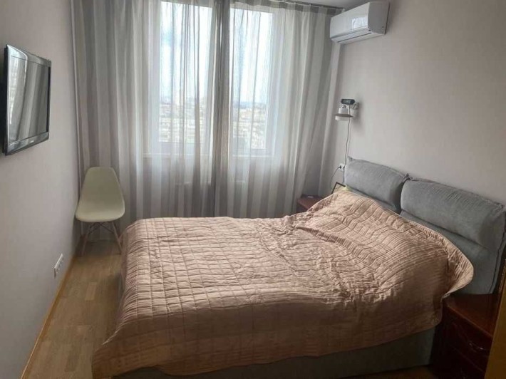 Здається 2-кімнатна квартира на вул.Освіти,16 - фото 1