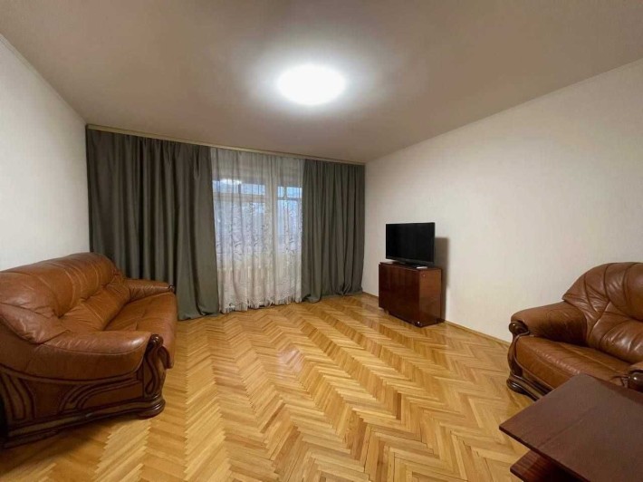 Оренда 3-к квартири на вул. Кадетський Гай - фото 1