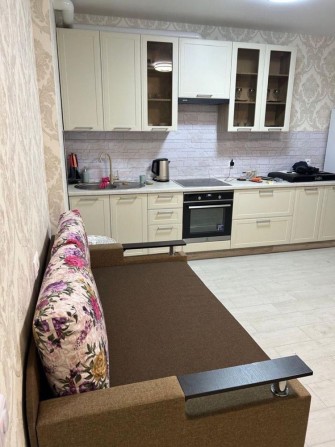 Оренда 1к, вул. В. Брожка 70, Солом‘янський район, метро Деміївська - фото 1