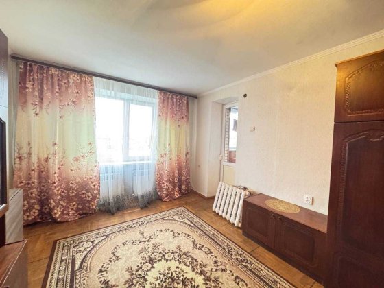 Оренда просторої 2к, Олекси Тихого 28, м. Шулявська Киев