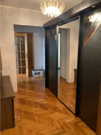 Метро Святошино 5 хвилин пішки, пр. Берестецкій 89а - фото 1