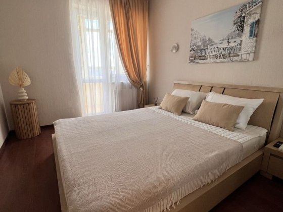 1 кмн вул. Дегтярівська, Cosmopoliten, Шулявка, Дорогожичі Київ