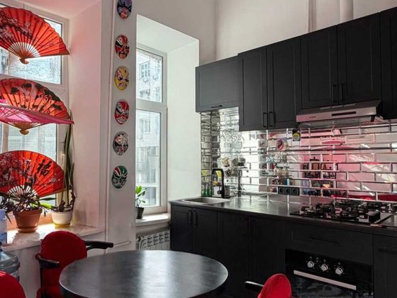 Золоті Ворота, Рейтарська поруч, 3 кімнати, 78м², стелі 3.8м (від власниці) Киев