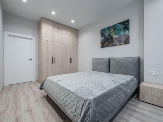 Оренда 1к+студія(53м2) в ЖК Manhattan. Генератор.