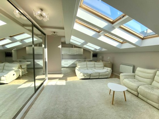 Оренда Липинського, 8, 3 кімнатна, від господаря, дизайнерська Киев