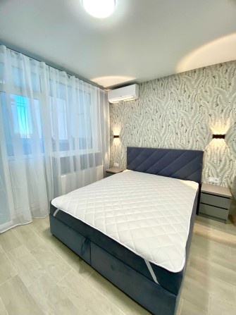 Перша здача 1-к. кв. Академ ЖК Сосновий бір Олевська - фото 1