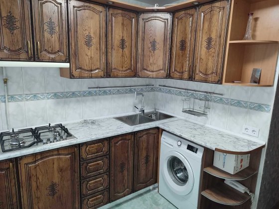 Оренда 2к квартири, метро Вокзальна-7 хв пішки, Богданівська вул.