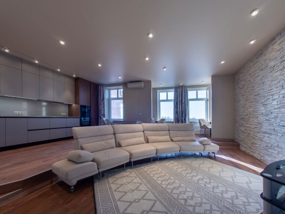 Без% Резервне живлення 2кімн. 82м2 вул. С. Хороброго 7, Соломʼянський