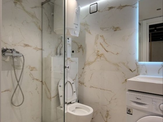 Дворівнева лофт студія, дизайнерський ремонт, перша оренда, святопетрiвське Киев