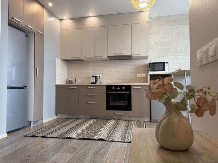 ЖК Женева , 1 кімнатна квартира з окремою спальнею , 47 метрів. - фото 1