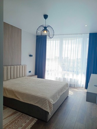 Сдается евро двушка (3х) в ЖК "Lucky L" (ул. Берковецкая 4Д), стильная. - фото 1