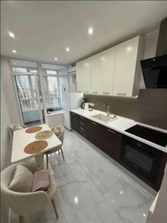 Продаж 2-к квартири вул. Туманяна 3 - фото 1