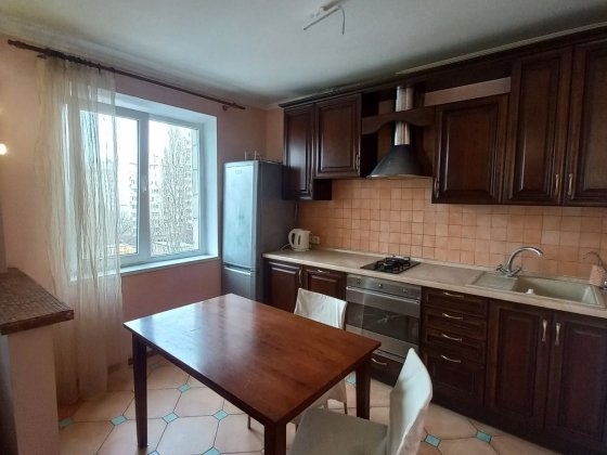 4х кімнатна квартира на Татарці Киев