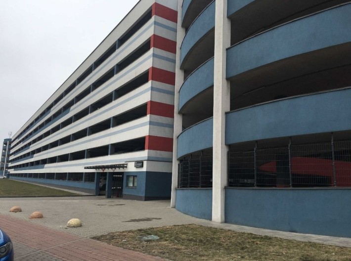 Здам паркомісце на довгостроковий термін, ЖК Галактика, вул. Сверстюка - фото 1