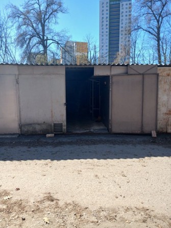 Гараж металевий оренда - фото 1