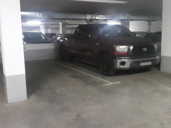 Здам в оренду сухе паркомісце (підземне) із зарядкою 7 кВт без комісії Київ