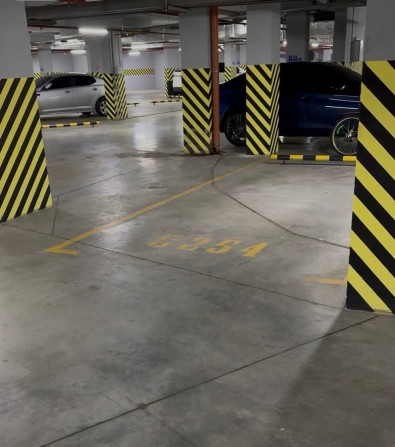 Сдам ПАРКОМІСЦЕ довгостроково ( можливо подобово) - фото 1