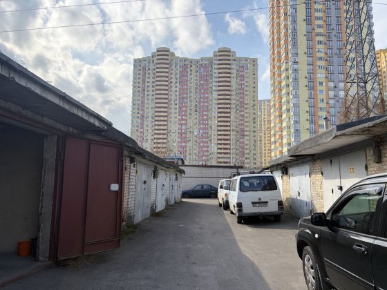 Здам в оренду гараж поруч з ЖК "Яскравий" Київ
