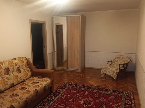 оренда відмінної 1-но кімн квартири біля метро Лукьянівька Киев