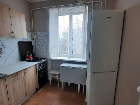 Здам двокімнатну квартиру,  Шевченківський р-н, б.Вирського 18/16 Київ