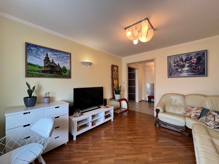 Оренда 2к, 67м2. Ернста 12, Кадетський Гай, Солом'янський р-н. - фото 1