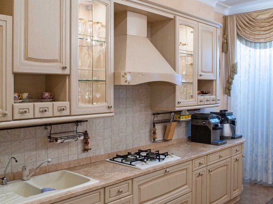 4к, вул. Рейтарська 4.  Історичний центр, Золоті ворота, Шевченківський район Киев