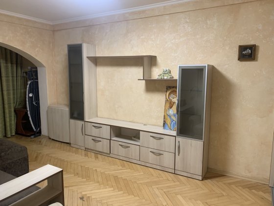 Сдаётся 2 квартира,  с.м.Сырец ,Шевченковский район, Щусева 36