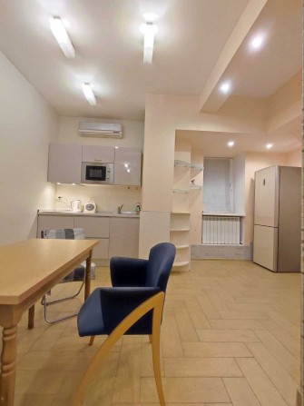 1к студія, ул. Скоропадского 8А (Льва Толстого), Центр, Шевченківський - фото 1