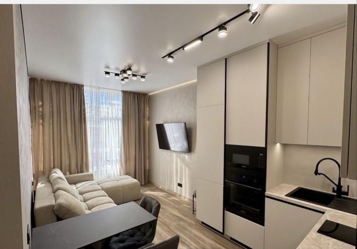 Оренда 2-х ком квартира Жк Файна Таун. вул Салютна 2 буд 9, без % - фото 1