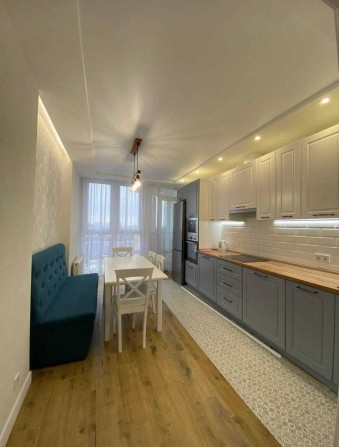 2-кімнатна 70 м2, Академіка Шалімова 35-А, Генератор !!! - фото 1