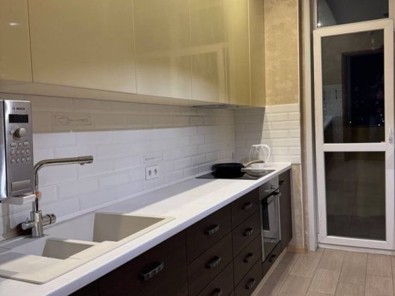 1к Квартира! ЖК Елегант , метро Вокзальна , Університет, Центр міста Киев