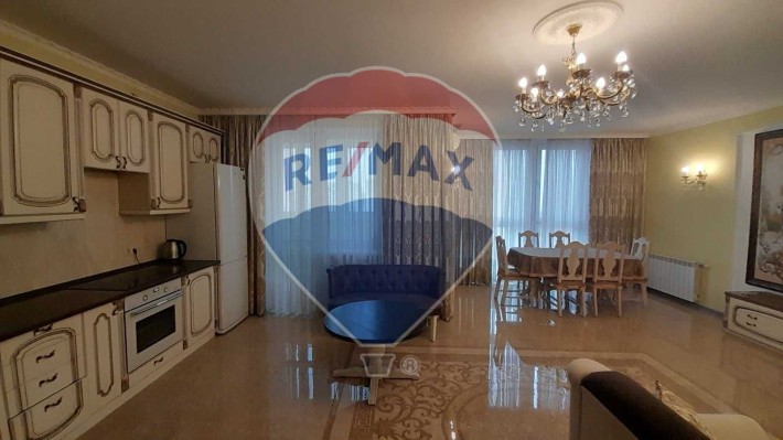 Оренда 121.3м2 двор-ва 4-кім Генератор Паркомісце Лобановського 4ж - фото 1