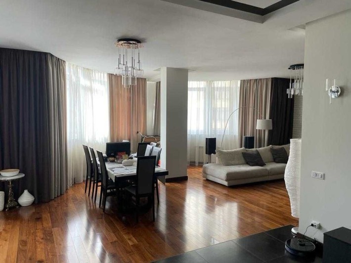 Оренда 4 кімнатної квартири з авторським дизайном. Полтавська, 13. - фото 1