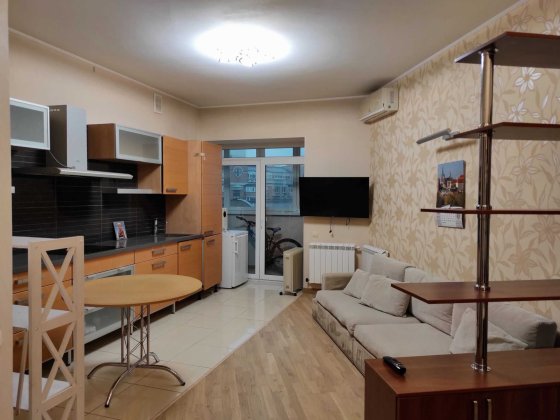 Здається в оренду  двокімнатна квартира по вул. Вячеслава Чорновола Київ