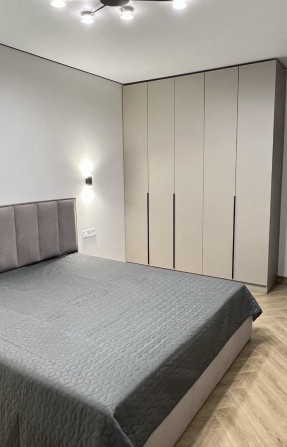 Класна 3к роздільна,, 85кв, ЖК Нивки Парк, м Нивки, - фото 1