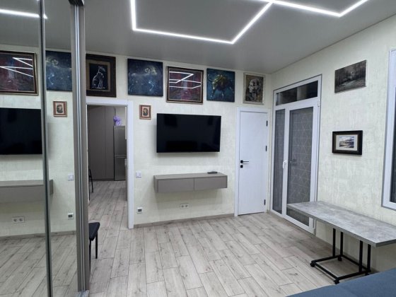 1к квартира, м.Університет 15 хвилин пішки