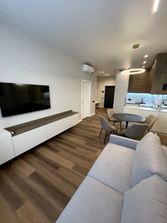 Інвертор Перша здача,новий ремонт 57м2 ЖК Manhattan Берестейський 11 - фото 1