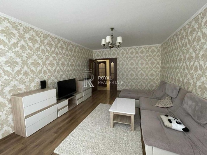 Оренда 3-х кімн.квартири, пр-т Лобановського 4г, Солом'янський р-н - фото 1