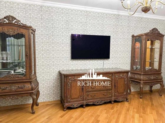 Перша здача, ЖК"Олександрівський", 107 м², генератор, 4 поверх Киев