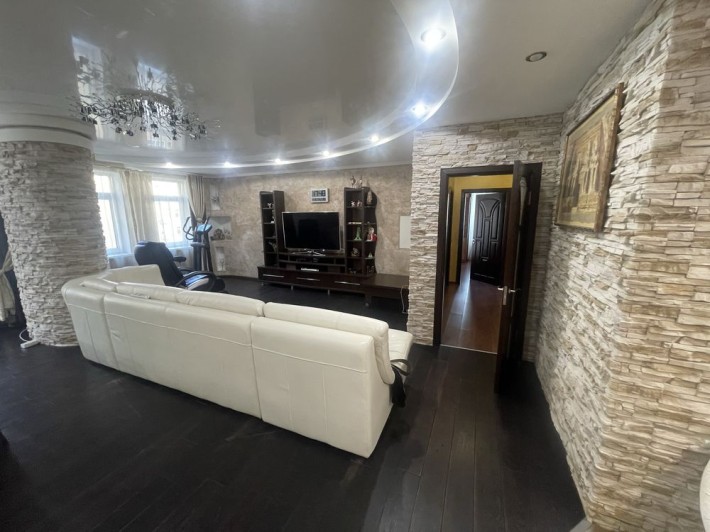 Оренда 4 кімнатної квартири Мишуги 2 - фото 1