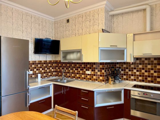 Оренда просторої 1 кімн. квартири в ЖК "Пори року" - вул. Мокра 16 Київ