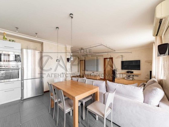 Велика 3-кім квартира 133м2 м.Вокзальна можна з тваринками є генератор, паркомісце