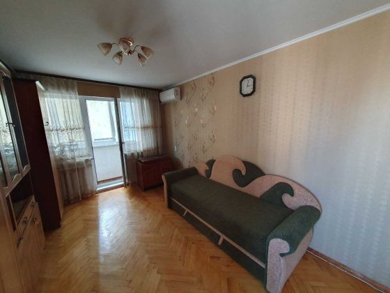 2-к Солом’янка вул. Стадіонна (Богданівська) метро «Вокзальна»