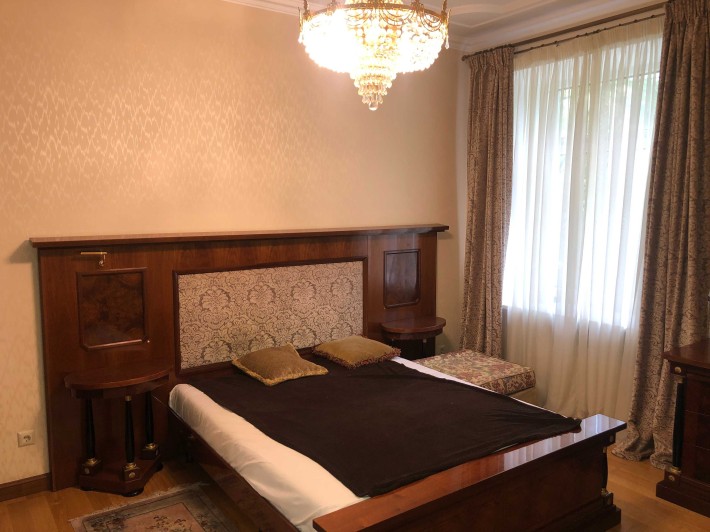 Оренда 2-к квартири, вул. Льва Толстого 25, метро Університет, Льва Толстого - фото 1