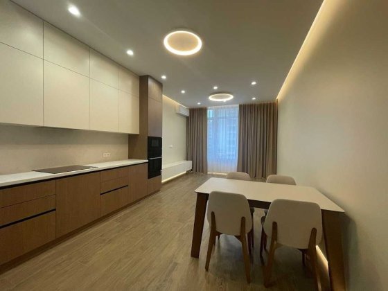 Оренда нової 3 к квартири в ЖК Камертон з паркінгом Київ